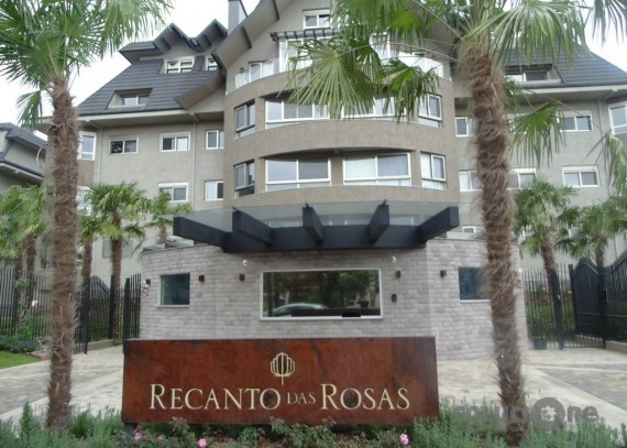 Apartamento, no bairro Centro em Gramado