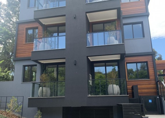 Apartamento, no bairro Centro em Canela