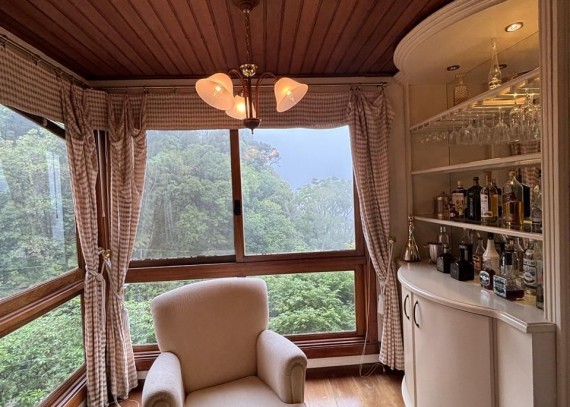 Apartamento, no bairro Centro em Gramado