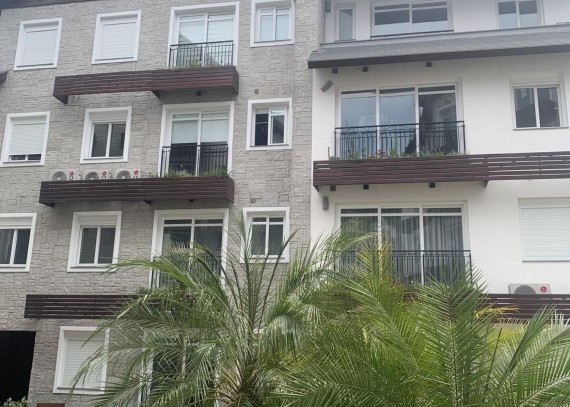 Apartamento, no bairro Piratini em Gramado