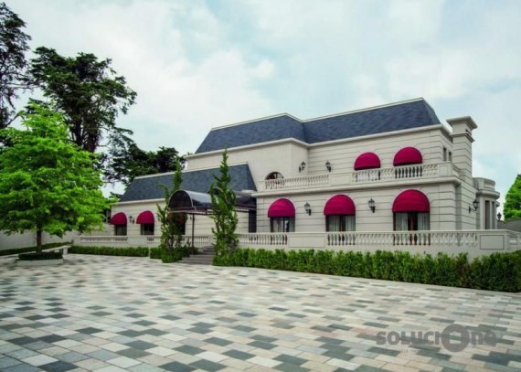 Apartamento, no bairro Avenida Central em Gramado