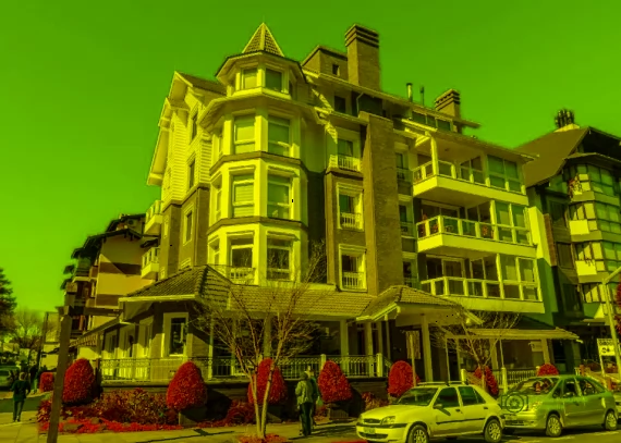 Apartamento, no bairro Centro em Gramado