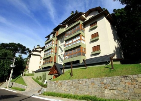 Apartamento, no bairro Centro em Gramado
