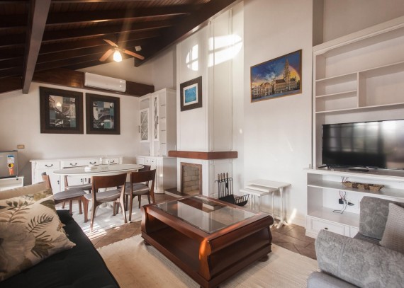 Apartamento, no bairro Planalto em Gramado