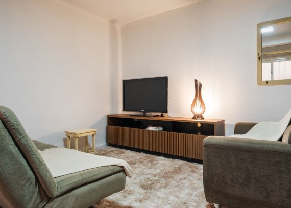Apartamento, no bairro Centro em Canela