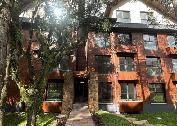 Apartamento, no bairro Avenida Central em Gramado