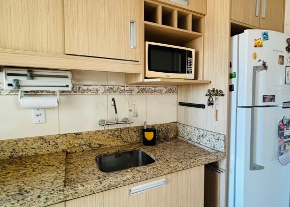 Apartamento, no bairro Centro em Canela